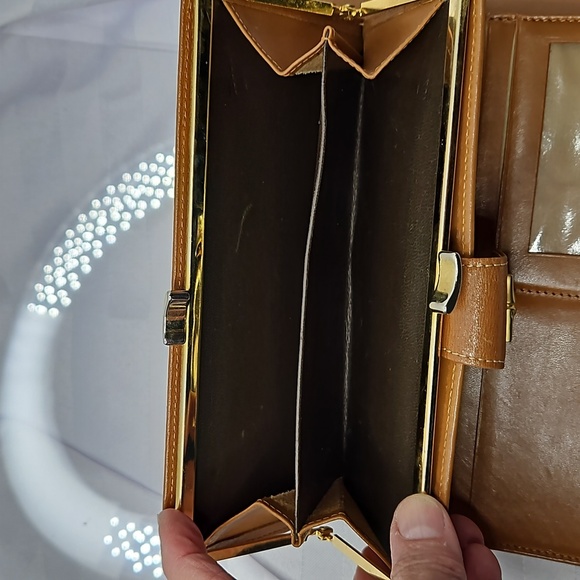 Longchamp Tan Leather Wallet - Picture 5 of 8